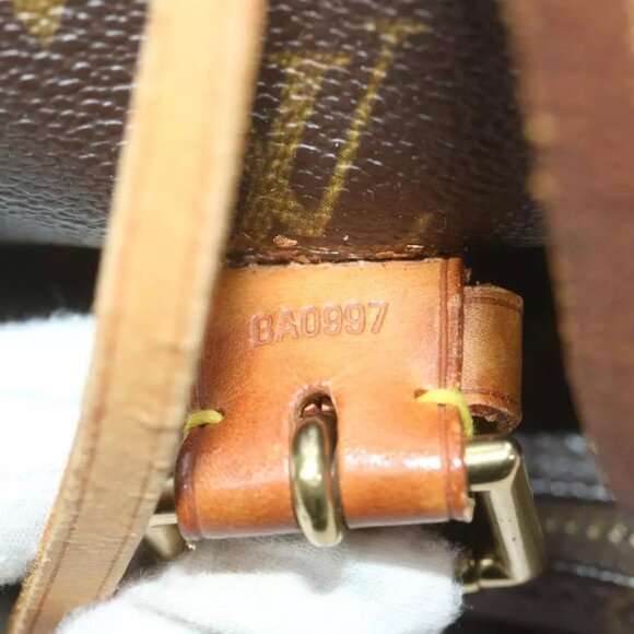 LOUIS VUITTON Monogram Montsouris GM Backpack - Picture 9 of 12